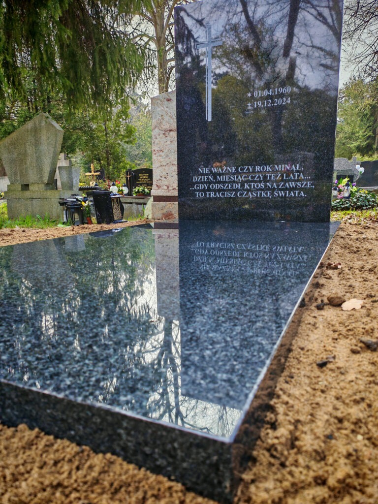 nagrobek minimalistyczny we Wrocławiu
